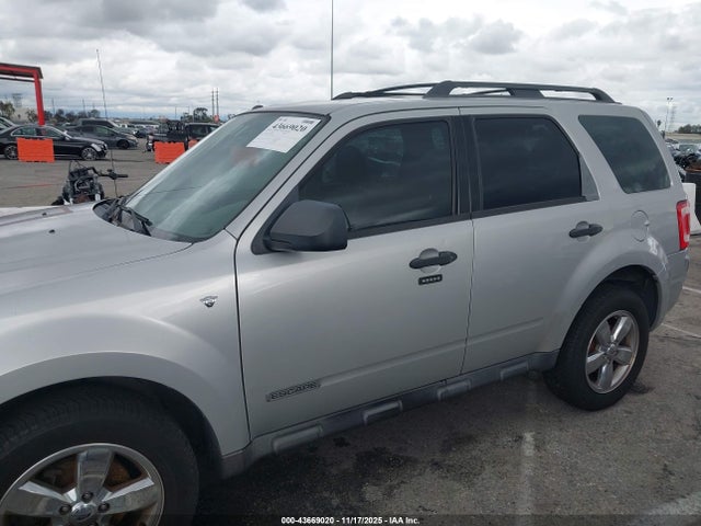 2008 FORD ESCAPE 1FMCU03178KE37821 Photo 5