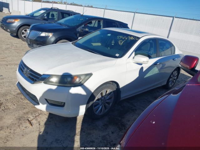 2013 HONDA ACCORD SDN 1HGCR2F82DA128821 Photo 1