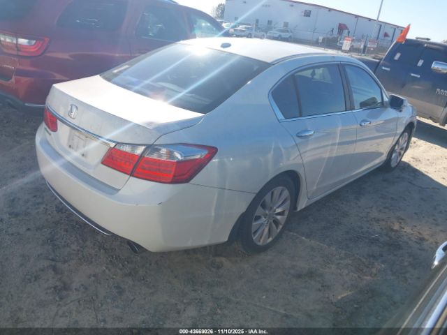 2013 HONDA ACCORD SDN 1HGCR2F82DA128821 Photo 3