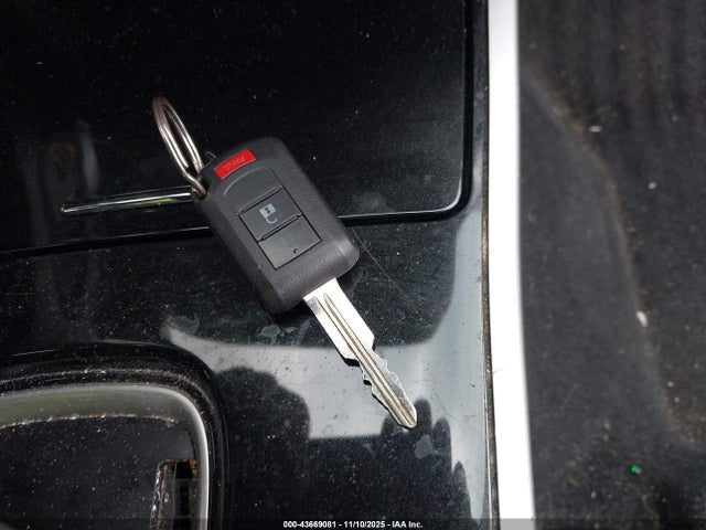 2019 MITSUBISHI OUTLANDER JA4AZ3A39KZ033172 Photo 10