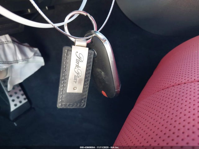 43669084 :رقم المزاد ، W1KMK6BB7TF092227 vin ، 2026 Mercedes-benz Cle 450 مزاد بيع