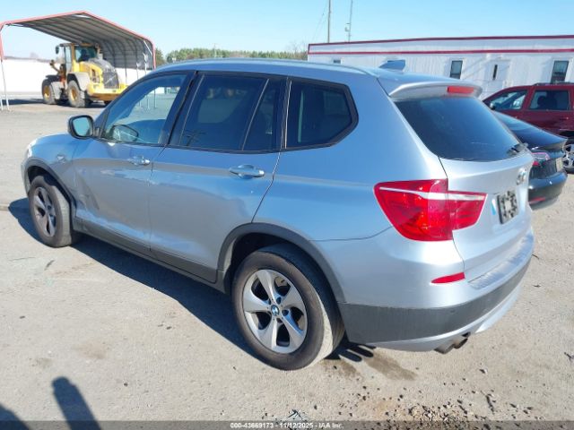 2011 BMW X3 5UXWX5C58BL700617 Photo 2