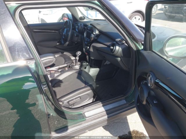 2016 MINI HARDTOP WMWXU1C59G2A93258 Photo 4