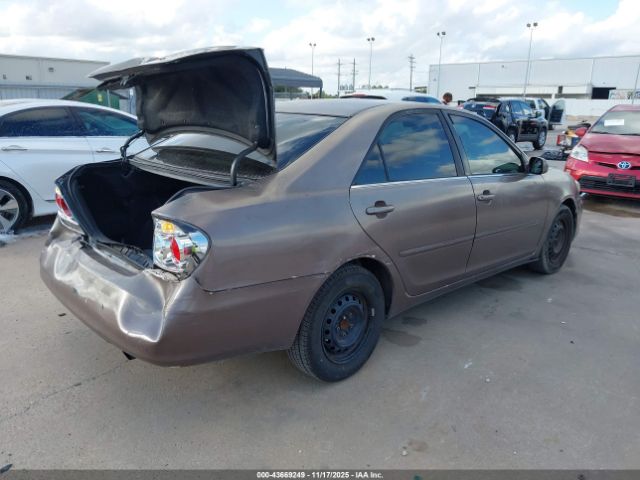 2005 TOYOTA CAMRY 4T1BE32K55U602009 Photo 3