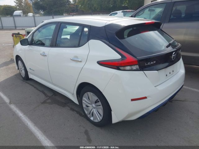 2018 NISSAN LEAF 1N4AZ1CP6JC301435 Photo 2