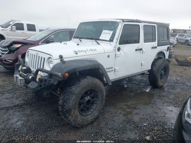 1C4BJWDG4HL581142 Jeep Wrangler Unlimited Sport 4x4