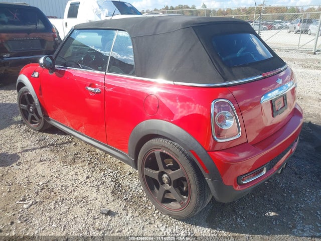 2015 MINI CONVERTIBLE WMWZP3C50F2A91019 Photo 2