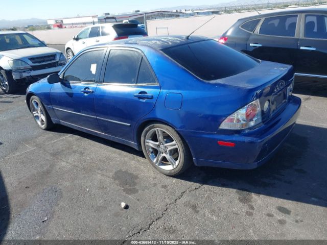 2001 LEXUS IS 300 JTHBD182810020814 Photo 2