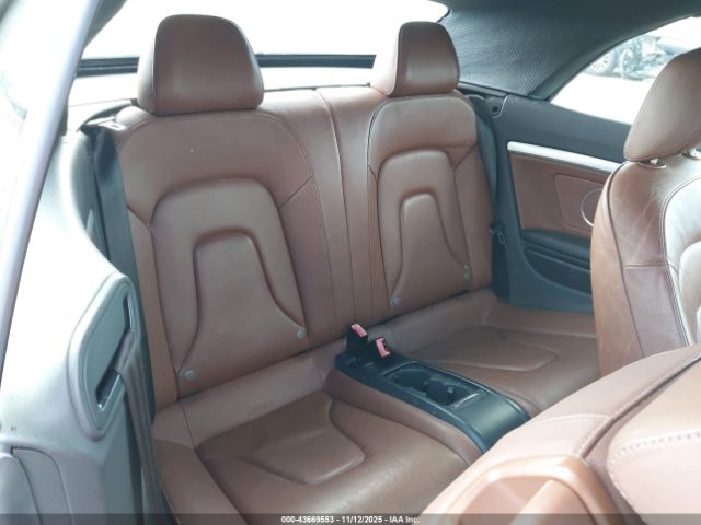 2010 AUDI A5 WAULFAFH7AN015952 Photo 7