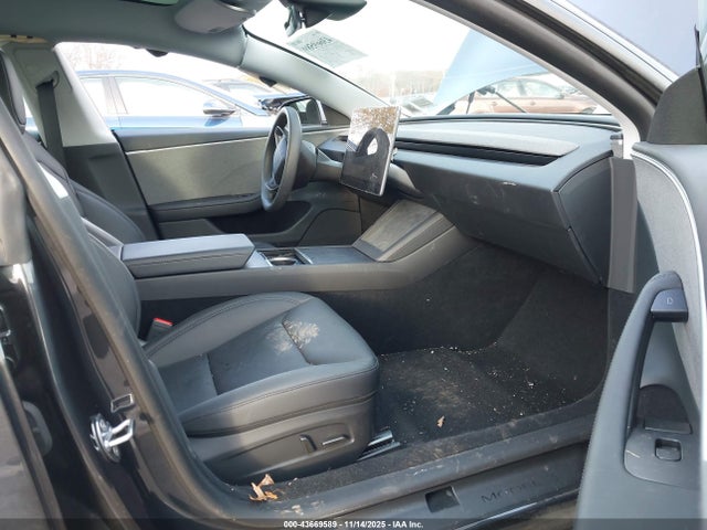 2025 TESLA MODEL 3 5YJ3E1EAXSF998782 Photo 4