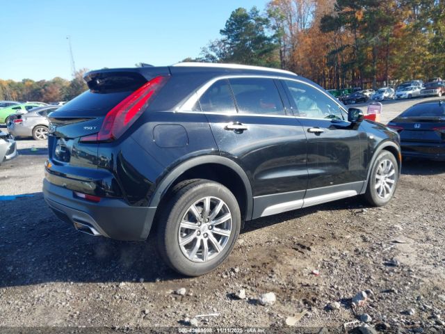 2022 CADILLAC XT4 1GYFZDR43NF153886 Photo 3