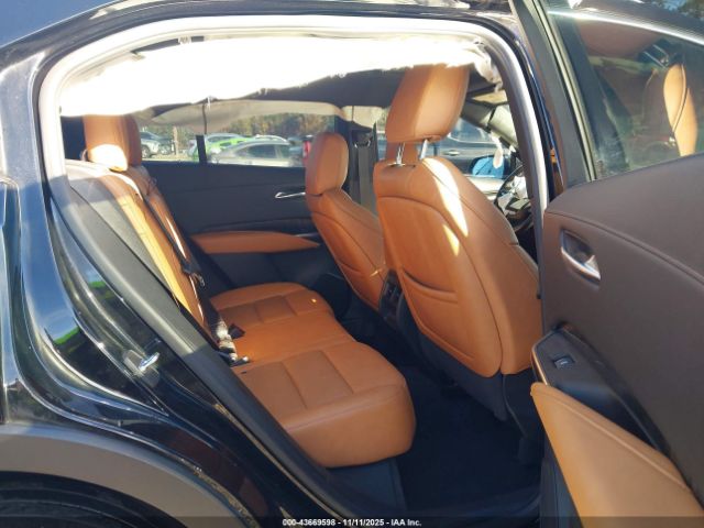 2022 CADILLAC XT4 1GYFZDR43NF153886 Photo 7