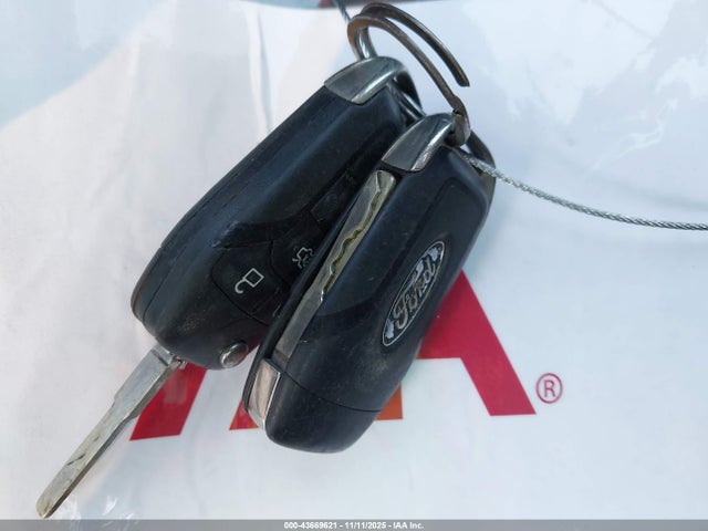 3FA6P0H77ER307590 Ford FUSION SE