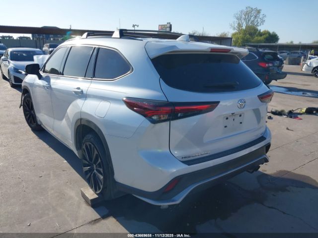 2024 TOYOTA HIGHLANDER 5TDKDRAH6RS538671 Photo 2