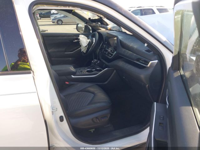 2024 TOYOTA HIGHLANDER 5TDKDRAH6RS538671 Photo 4