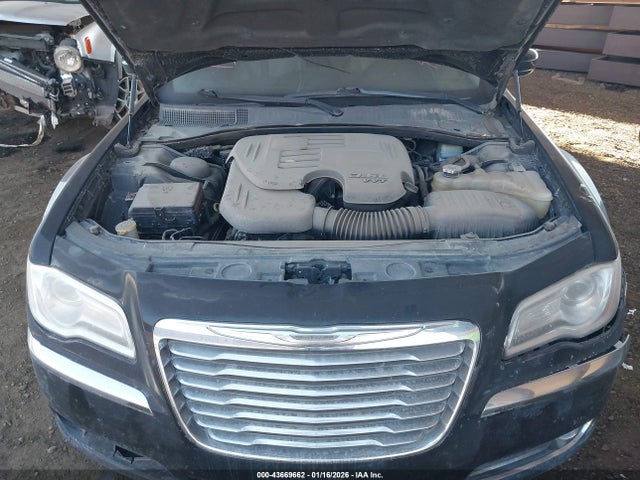 43669662 :رقم المزاد ، 2C3CCAAG3DH559893 vin ، 2013 Chrysler 300 مزاد بيع