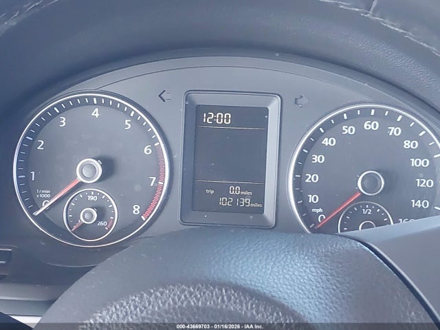 2010 Volkswagen Jetta Limited Edition მანქანა იყიდება აუქციონზე, vin: 3VWRX7AJ5AM151365, აუქციონის ნომერი: 43669703