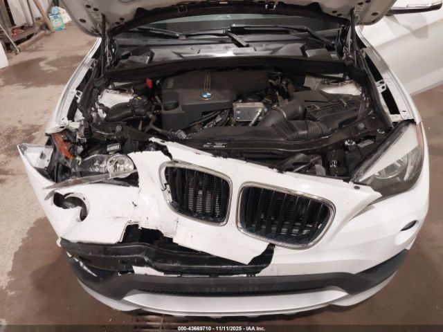 2015 BMW X1 WBAVM1C56FV316051 Photo 9