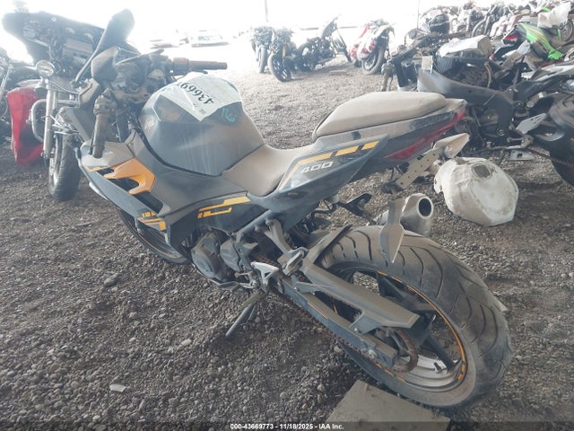 Kawasaki EX400 2018 JKAEXKG16JDA07313 Image 3