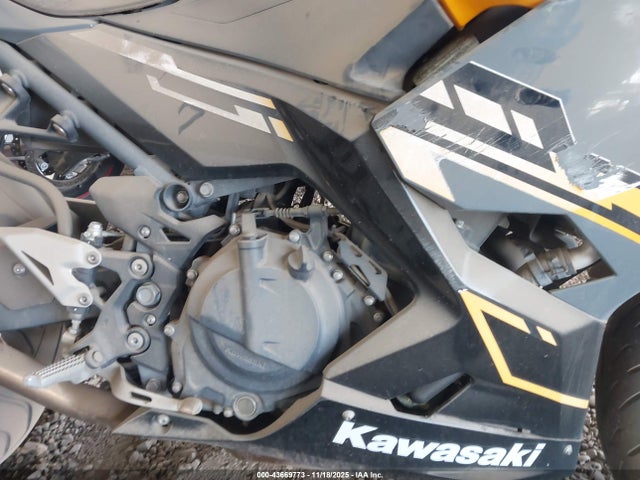 Kawasaki EX400 2018 JKAEXKG16JDA07313 Image 8