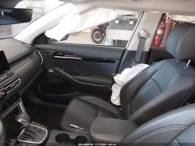 2023 KIA SELTOS KNDETCA29P7367348 Photo 4
