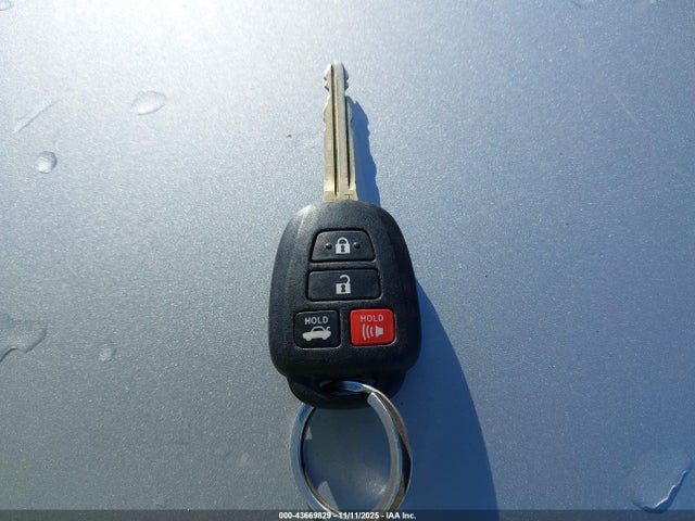 2T1BURHE1GC607655 Toyota Corolla