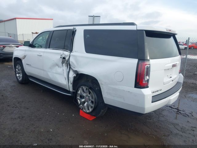 2018 GMC YUKON XL 1GKS2GKC7JR226847 Photo 2