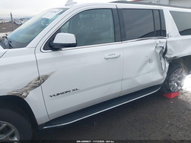 2018 GMC YUKON XL 1GKS2GKC7JR226847 Photo 5