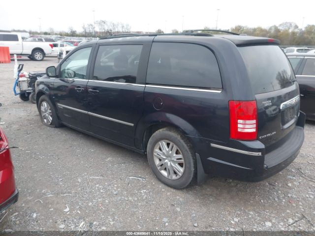 2010 CHRYSLER TOWN & COUNTRY 2A4RR5D12AR279692 Photo 2