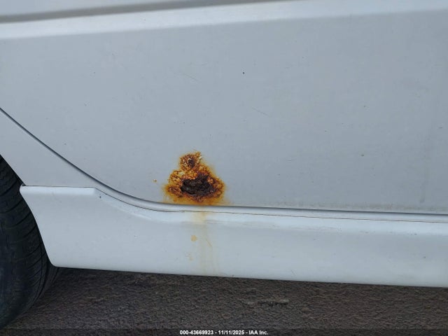 2004 MITSUBISHI LANCER SPORTBACK JA3AD69F94U052324 Photo 5