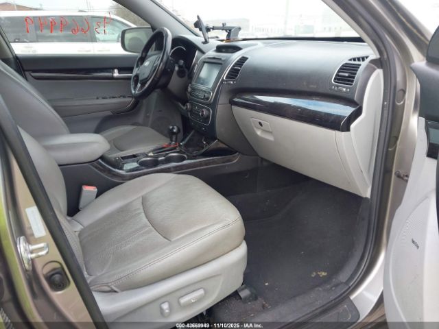 2014 KIA SORENTO 5XYKT4A69EG504297 Photo 4