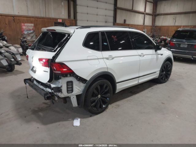 2021 VOLKSWAGEN TIGUAN 3VV2B7AX5MM025391 Photo 3