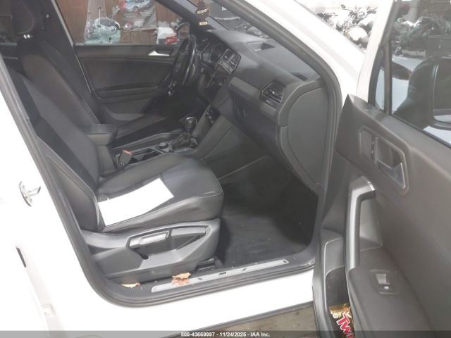 2021 VOLKSWAGEN TIGUAN 3VV2B7AX5MM025391 Photo 4