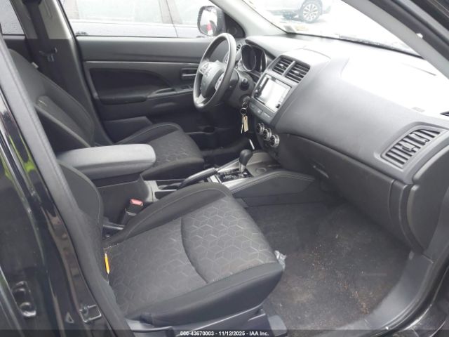 2021 MITSUBISHI OUTLANDER SPORT JA4APUAU8MU021938 Photo 4