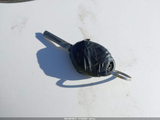 2006 MINI COOPER S WMWRE335X6TN25797 Photo 10