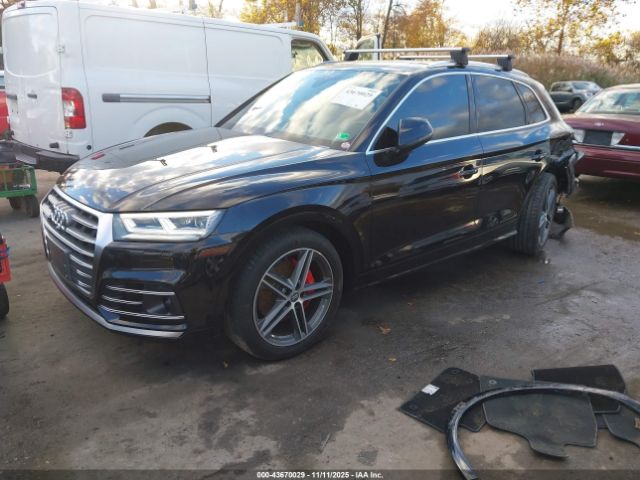 2018 AUDI SQ5 WA1C4AFY3J2138412 Photo 1