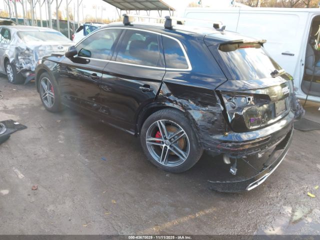 2018 AUDI SQ5 WA1C4AFY3J2138412 Photo 2
