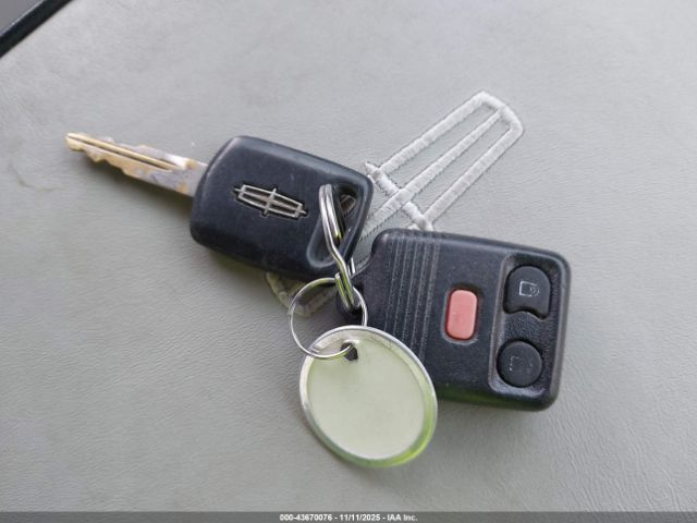 2006 LINCOLN MARK LT 5LTPW18546FJ09597 Photo 10