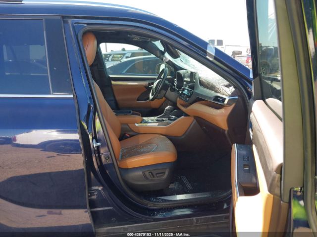 2021 TOYOTA HIGHLANDER 5TDFARAH7MS008597 Photo 4