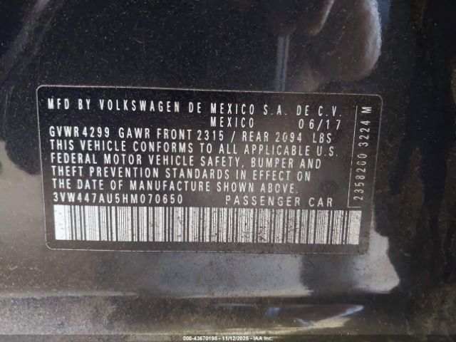 2017 VOLKSWAGEN GOLF GTI 3VW447AU5HM070650 Photo 8