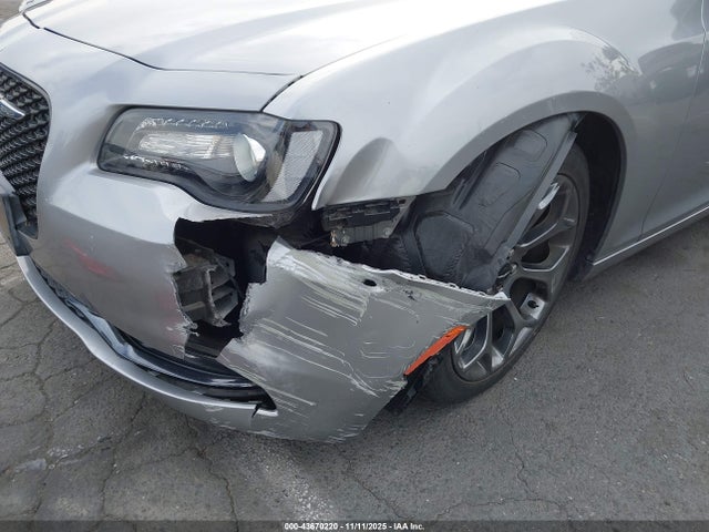 Chrysler 300 300s 2018 2C3CCABG5JH214147 Image 6