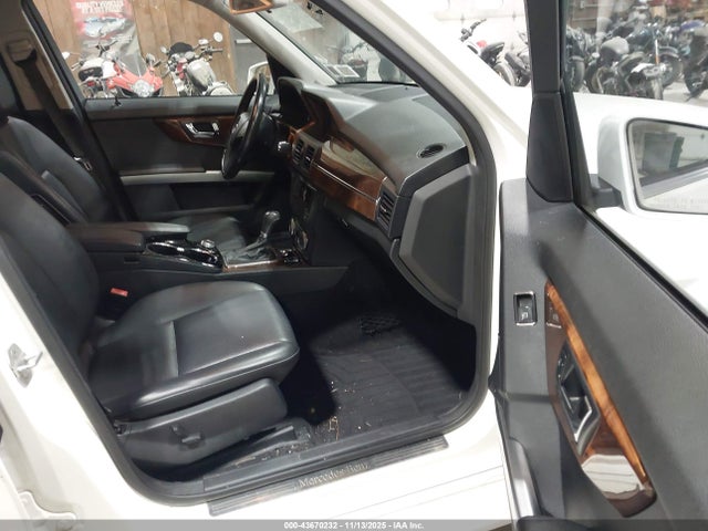 43670232 :رقم المزاد ، WDCGG8HB2AF417241 vin ، 2010 Mercedes-benz Glk 350 4matic مزاد بيع
