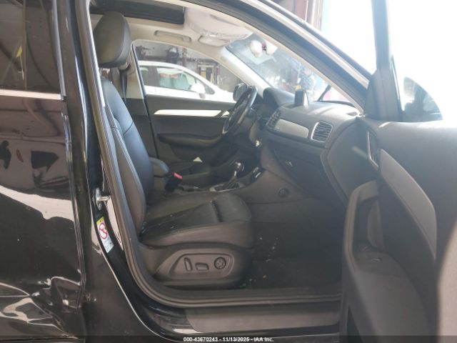 2015 AUDI Q3 WA1EFCFS9FR001533 Photo 4