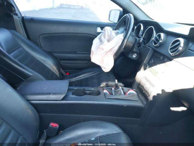 2008 FORD MUSTANG 1ZVHT82H785154518 Photo 4