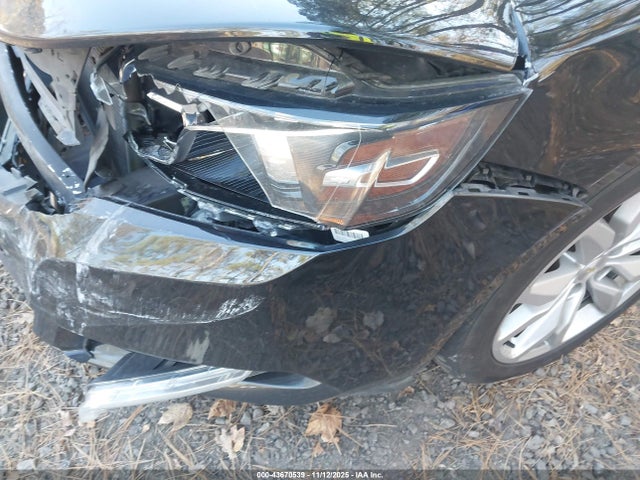 43670539 :رقم المزاد ، 2G1105S39J9119741 vin ، 2018 Chevrolet Impala 1lt مزاد بيع