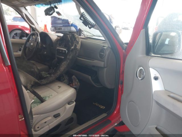 2005 JEEP LIBERTY 1J4GL58K15W543963 Photo 4