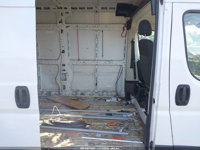 Продажа на аукционе авто 2014 Ram Promaster 2500 High Roof, vin: 3C6TRVDG1EE105790, номер лота: 43670583