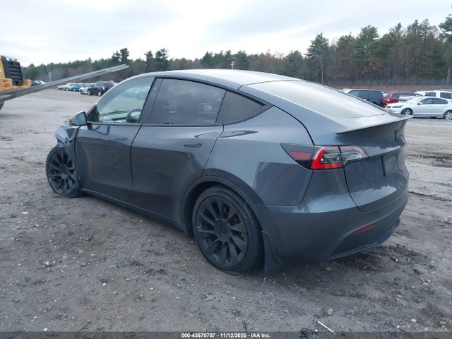 2021 TESLA MODEL Y 5YJYGDEE2MF063246 Photo 2