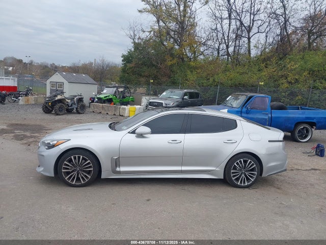 KIA Stinger Premium 2018 KNAE25LA4J6031829 Image 14