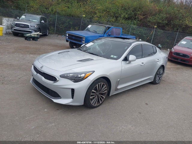 KIA Stinger Premium 2018 KNAE25LA4J6031829 Image 2